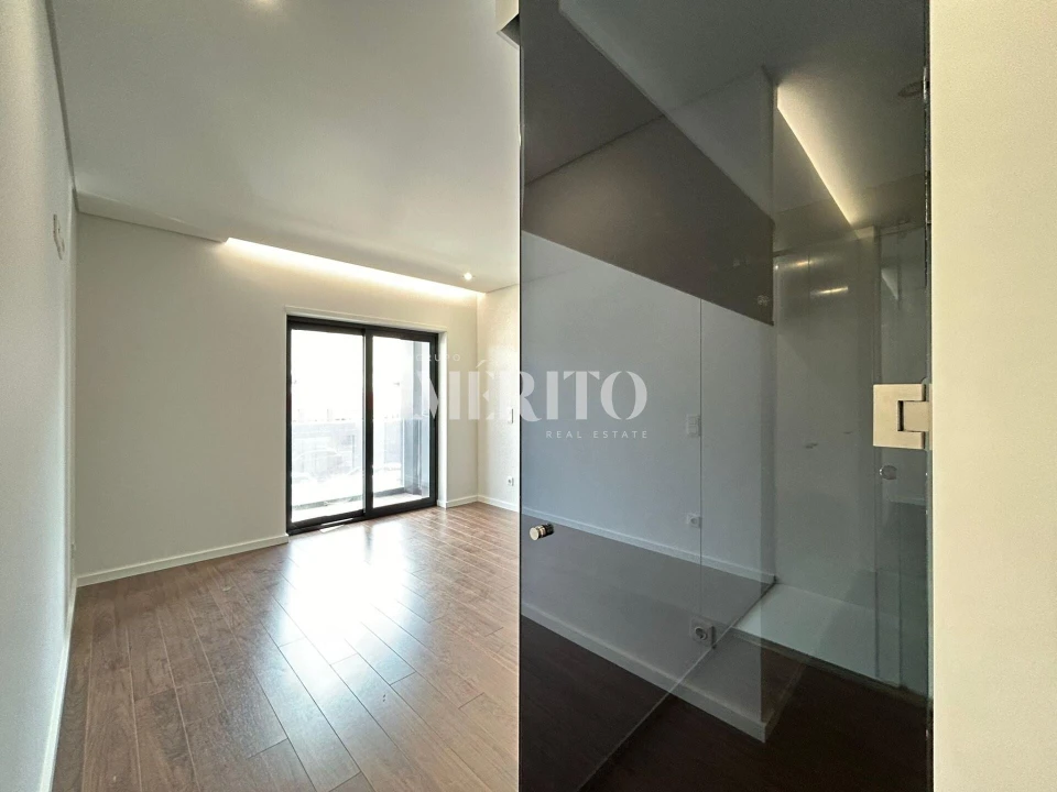 Apartamento T3 para Venda em Ramalde Foto 9