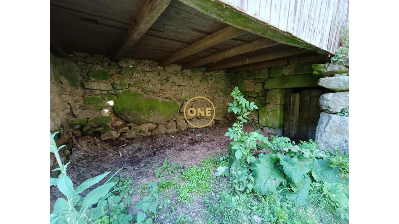 Moradia T2 para Venda em Cuide de Vila Verde Foto 9