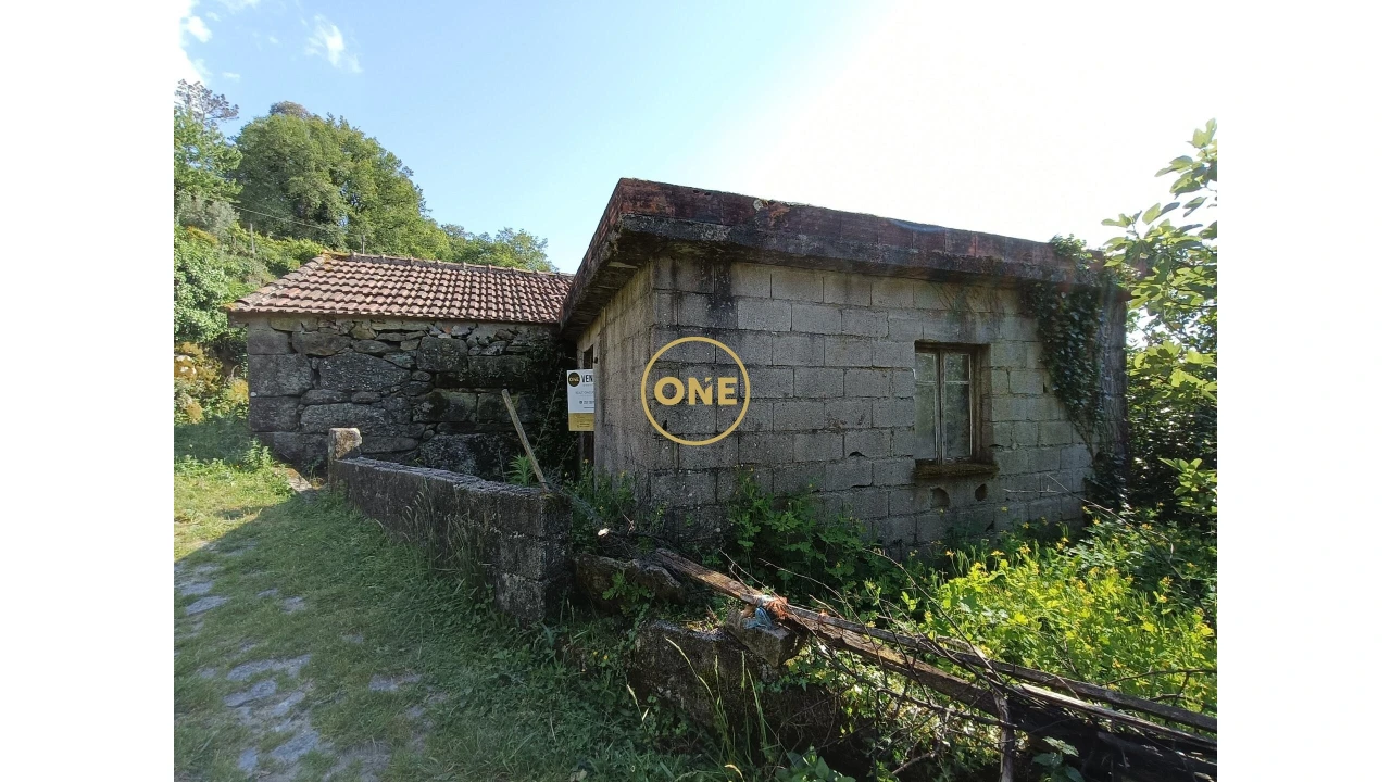 Moradia T2 para Venda em Cuide de Vila Verde Foto 23