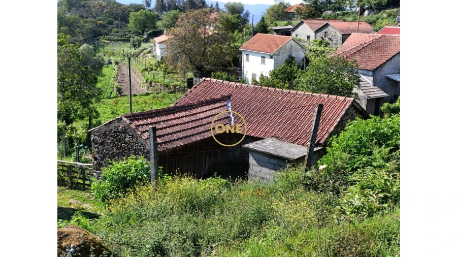 Moradia T2 para Venda em Cuide de Vila Verde Foto 24