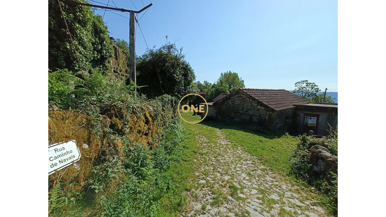 Moradia T2 para Venda em Cuide de Vila Verde Foto 3