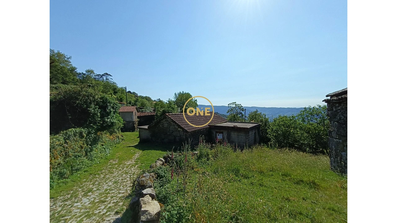 Moradia T2 para Venda em Cuide de Vila Verde Foto 4