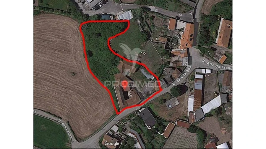 Moradia T6 para Venda em Guilhabreu Foto 2