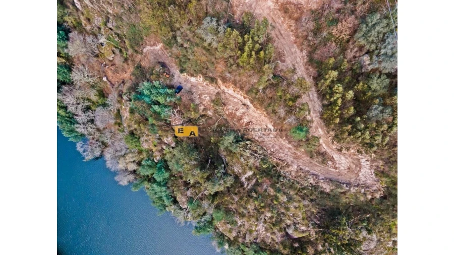 Quinta T2 para Venda em Rio de Moinhos Foto 2