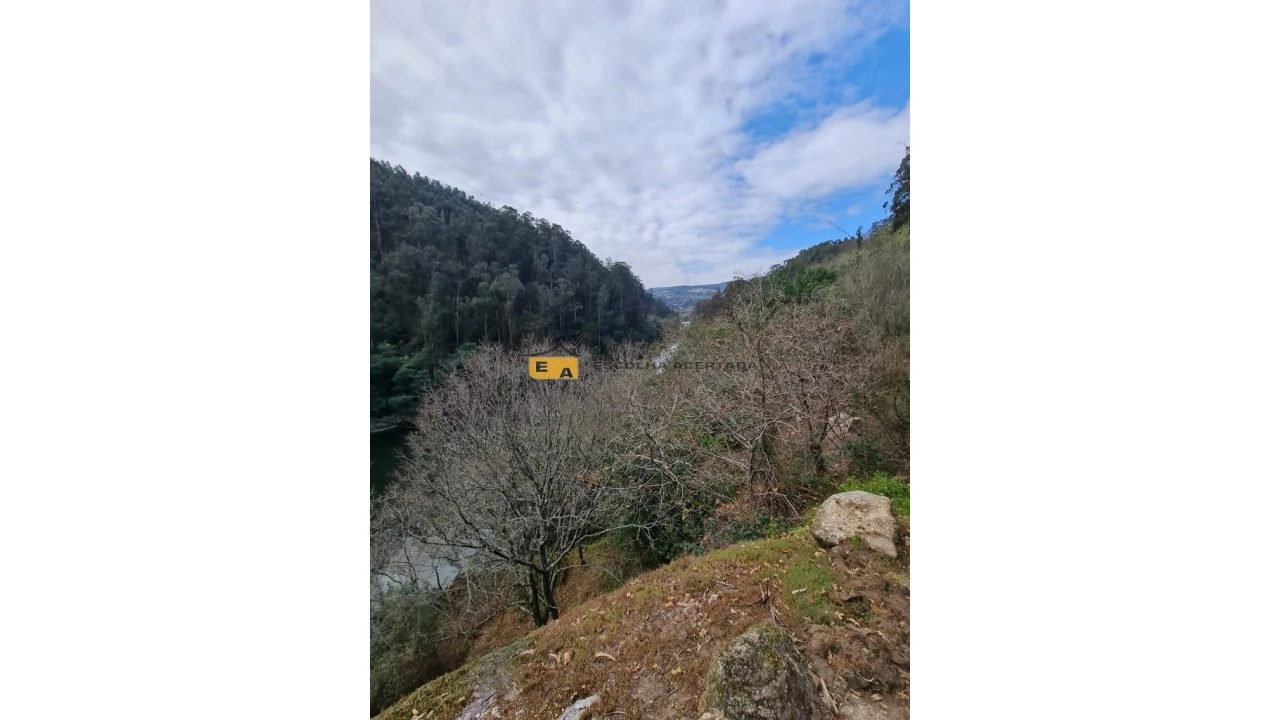 Quinta T2 para Venda em Rio de Moinhos Foto 14