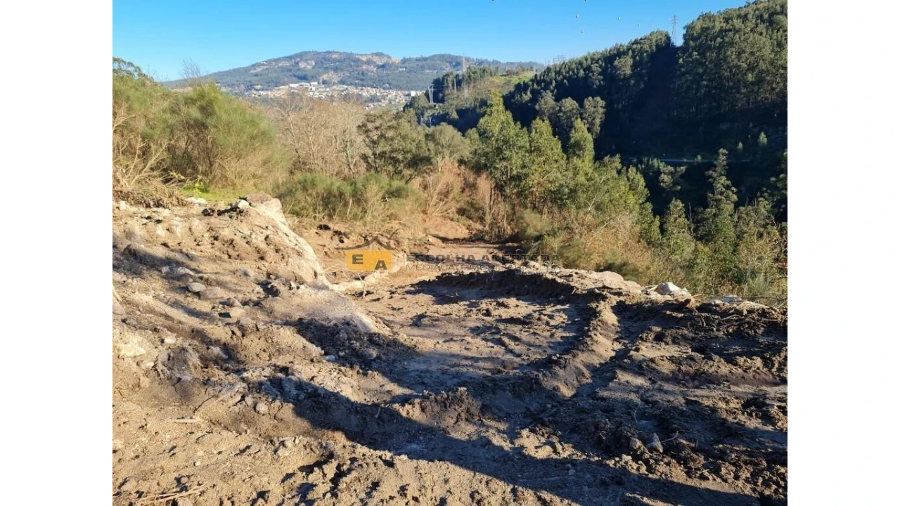Quinta T2 para Venda em Rio de Moinhos Foto 22