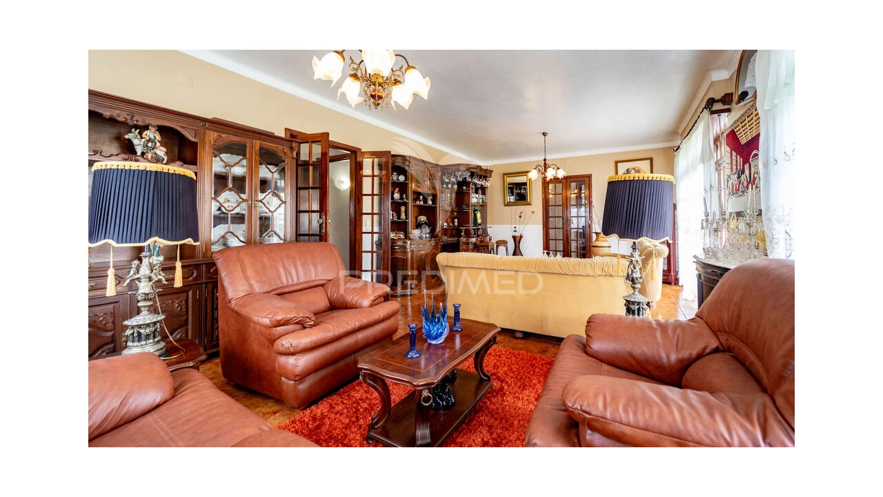 Moradia T4 para Venda em Angra (São Pedro) Foto 13