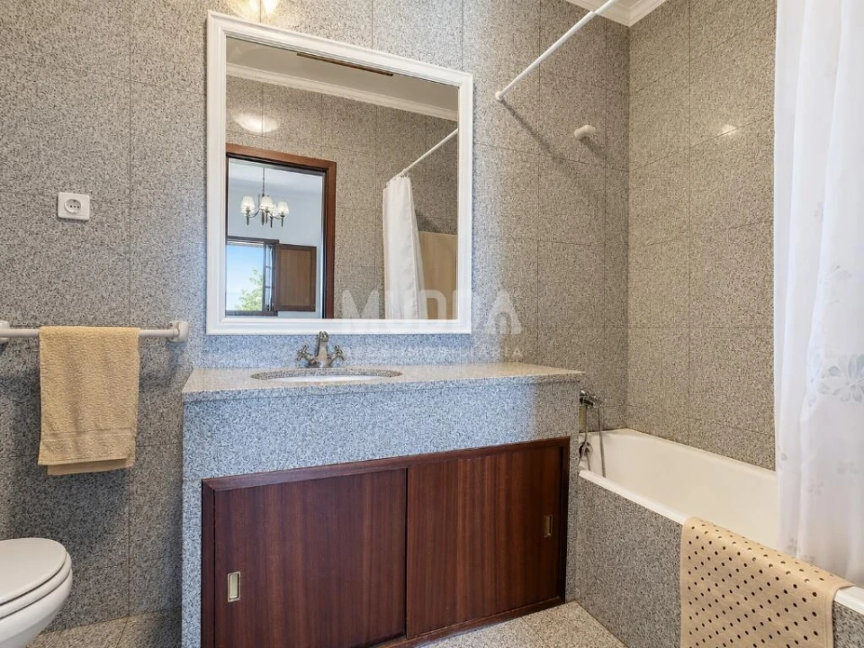 Moradia T3 para Venda em Santo Estêvão Foto 10