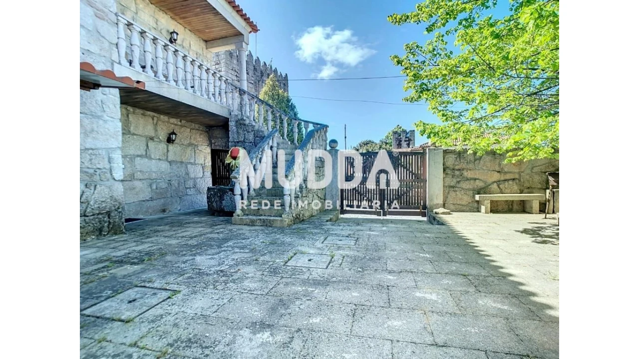 Moradia T3 para Venda em Santo Estêvão Foto 26