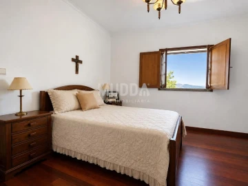 Moradia T3 para Venda em Santo Estêvão