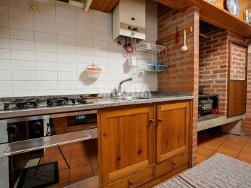Moradia T3 para Venda em Santo Estêvão