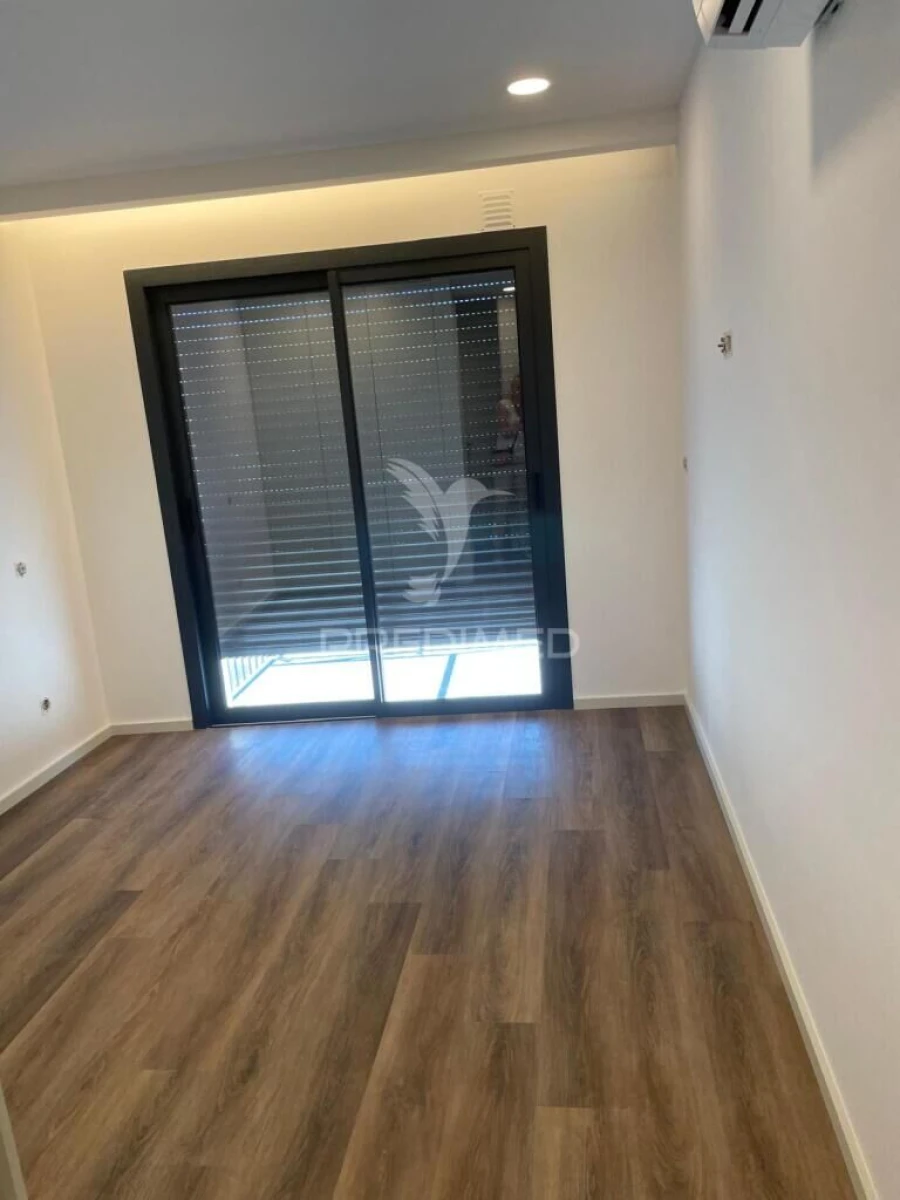 Apartamento T2 para Venda em Real, Dume e Semelhe Foto 13