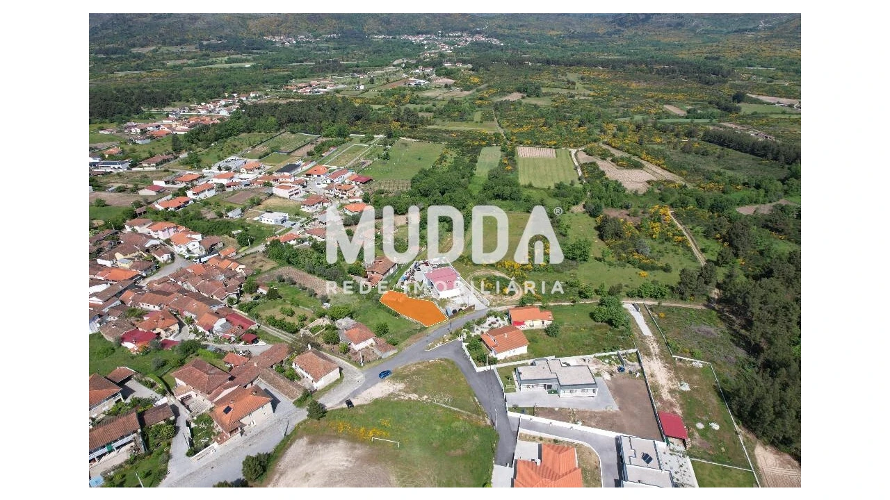 Terreno para Venda em Vale de Anta Foto 3