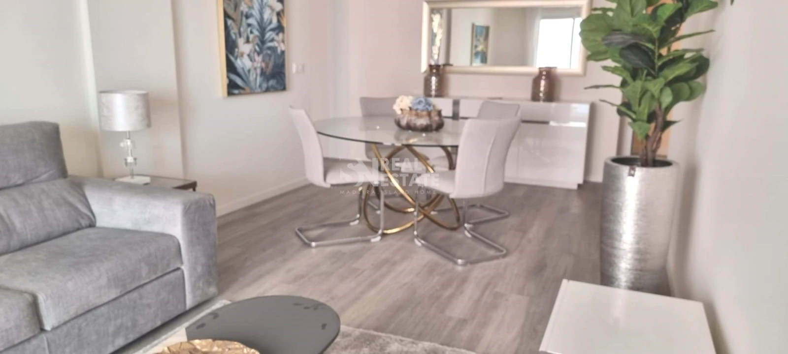 Apartamento T2 para Venda em Funchal (Se) Foto 1