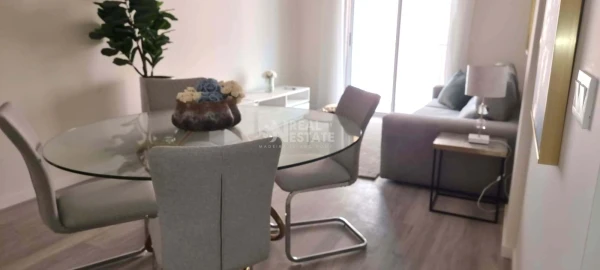 Apartamento T2 para Venda em Funchal (Se)