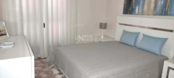 Apartamento T2 para Venda em Funchal (Se)