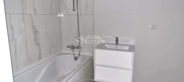 Apartamento T2 para Venda em Funchal (Se)