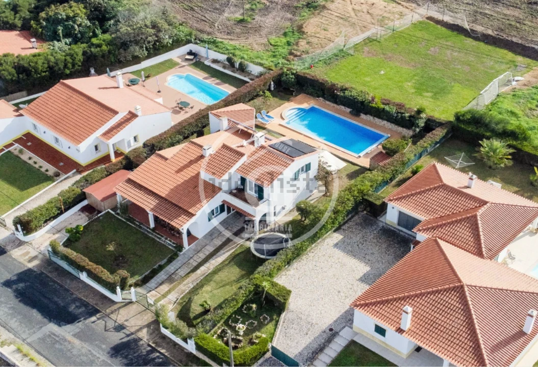 Moradia T3 para Venda em Alpiarça Foto 2