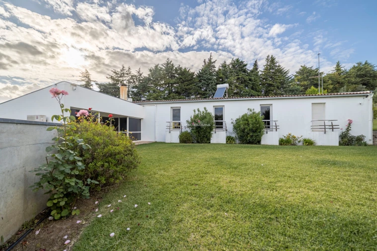 Moradia T5 para Venda em Moçarria Foto 21