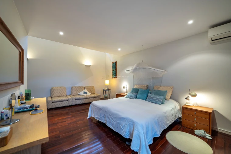 Moradia T5 para Venda em Moçarria Foto 46