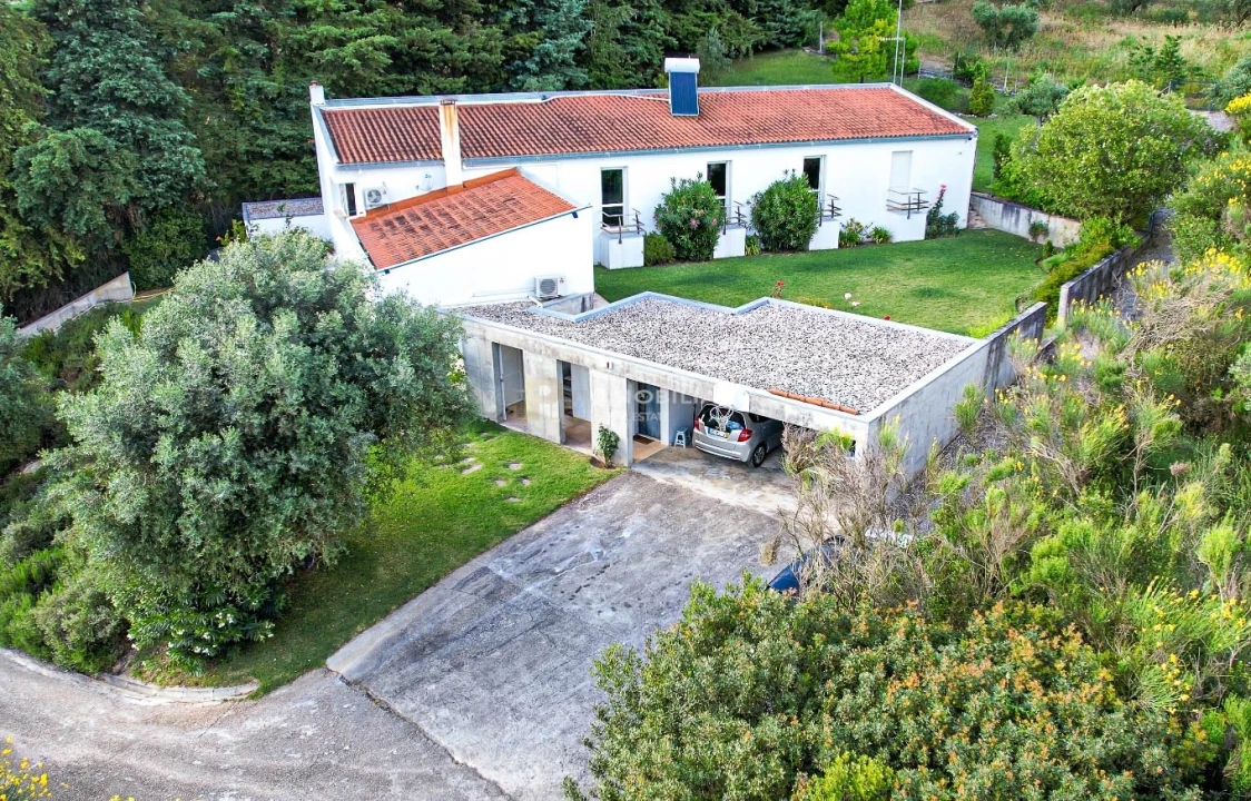 Moradia T5 para Venda em Moçarria Foto 5