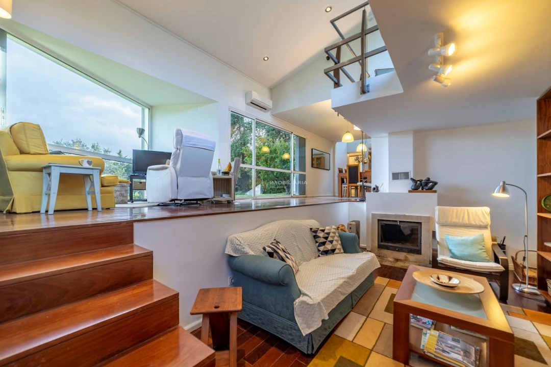 Moradia T5 para Venda em Moçarria Foto 11