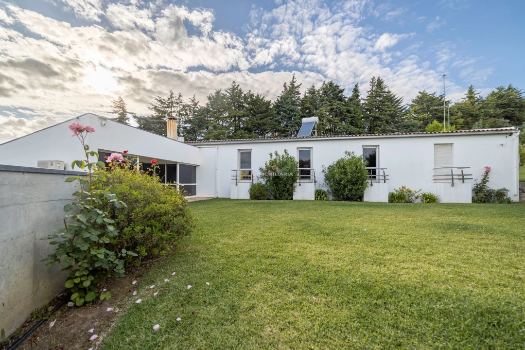 Moradia T5 para Venda em Moçarria Foto 21