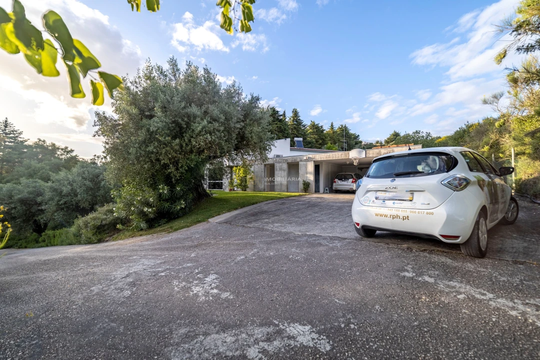 Moradia T5 para Venda em Moçarria Foto 59