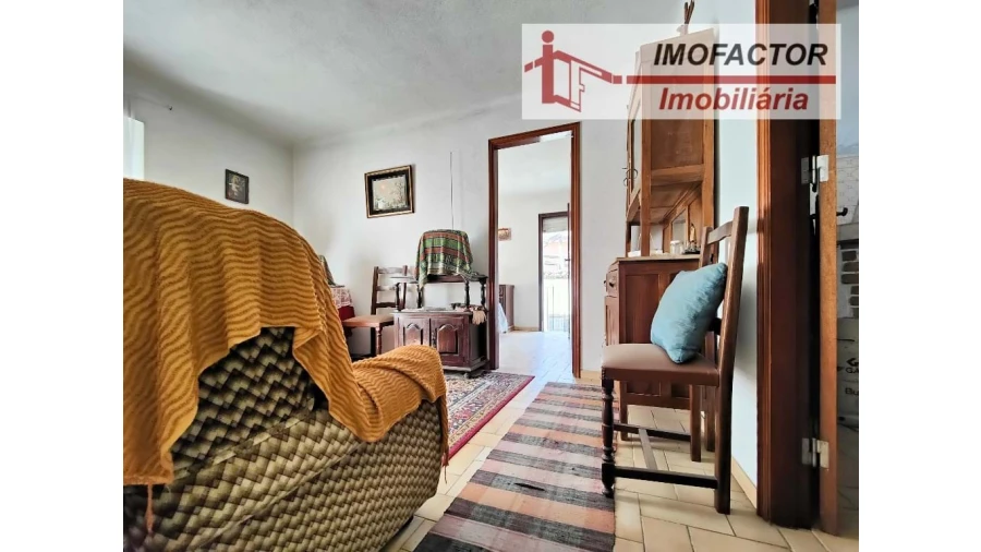 Moradia T3 para Venda em Lardosa Foto 22