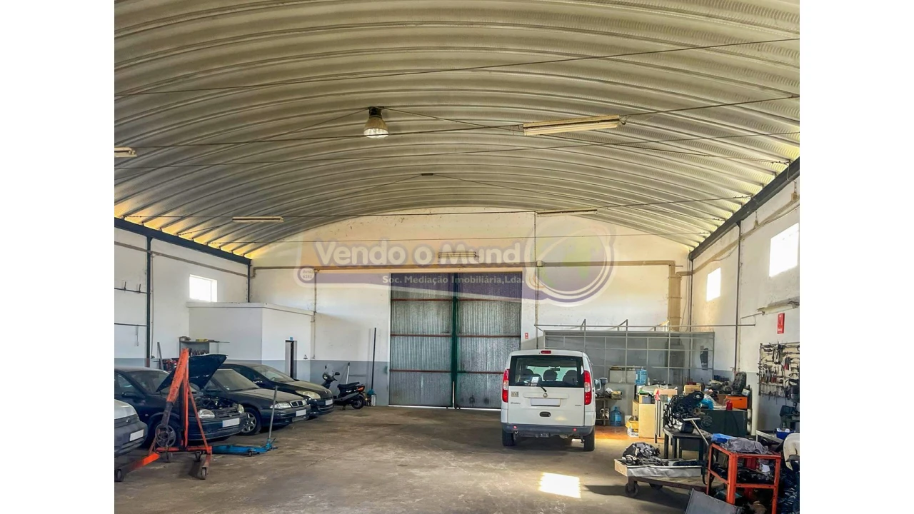 Armazém para Venda em Salvaterra de Magos e Foros de Salvaterra Foto 4