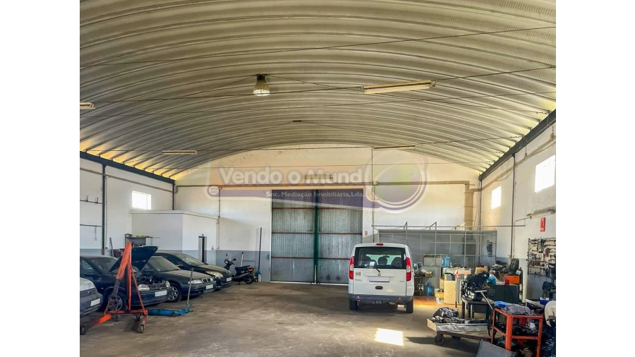 Armazém para Venda em Salvaterra de Magos e Foros de Salvaterra Foto 4