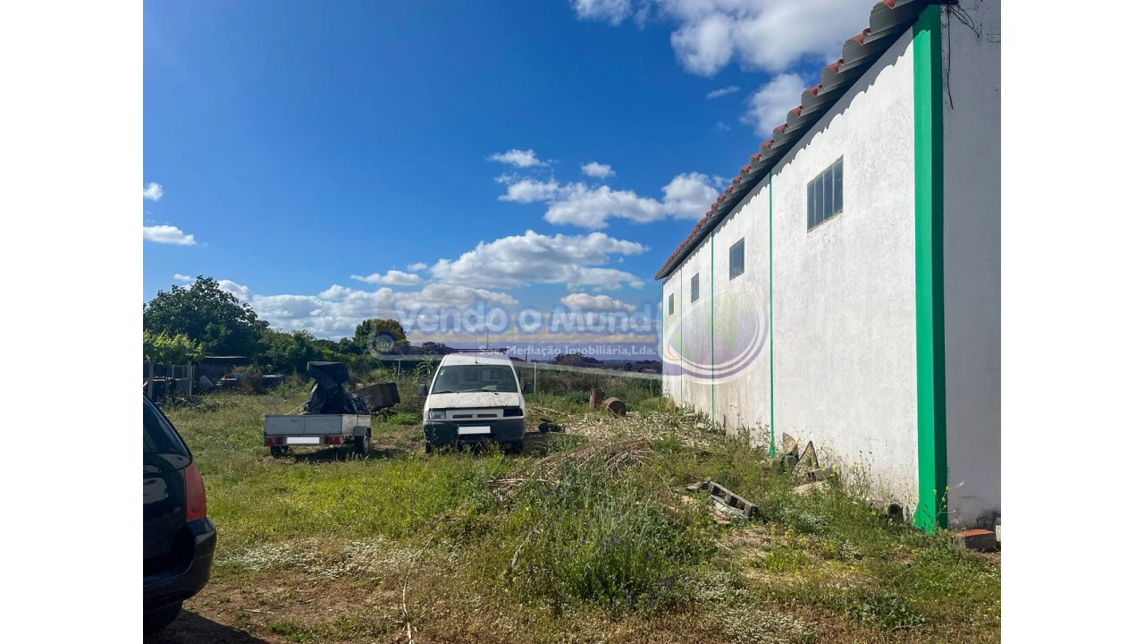 Armazém para Venda em Salvaterra de Magos e Foros de Salvaterra Foto 7
