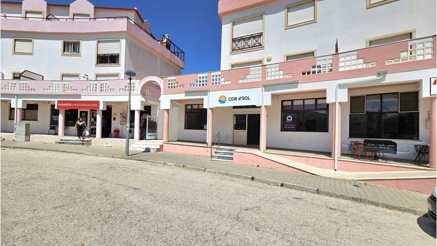 Loja para Arrendamento em Atouguia da Baleia Foto 2