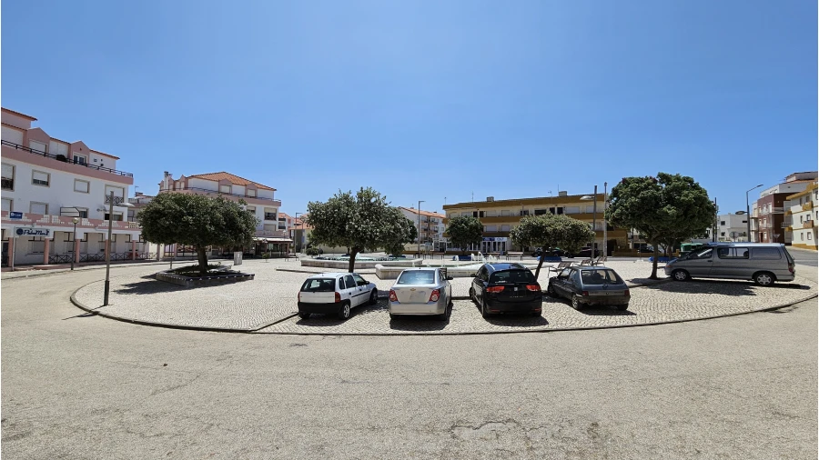 Loja para Arrendamento em Atouguia da Baleia Foto 3