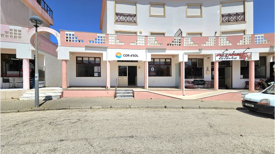 Loja para Arrendamento em Atouguia da Baleia Foto 1