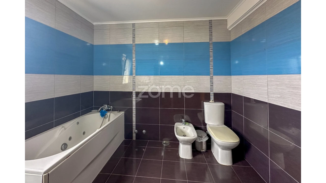 Moradia T3 para Venda em São Vicente Ferreira Foto 12