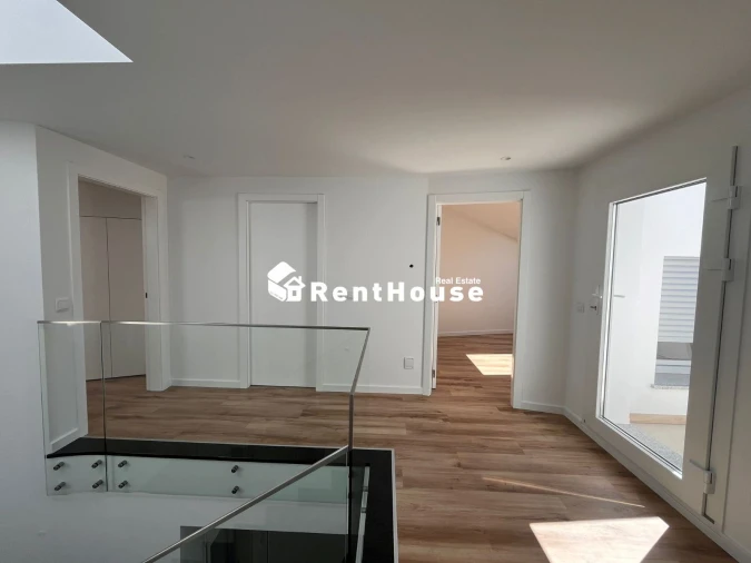 Apartamento T1 para Venda em Alhadas Foto 4