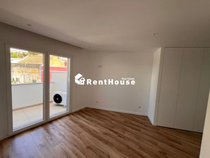 Apartamento T1 para Venda em Alhadas Foto 4