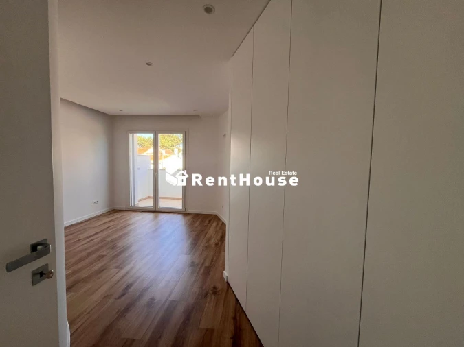 Apartamento T0 para Venda em Alhadas Foto 4