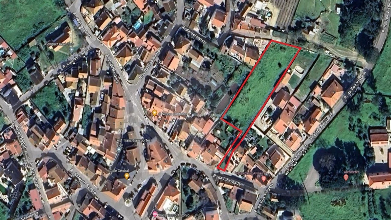 Moradia T2 para Venda em Alenquer (Santo Estêvão e Triana) Foto 6