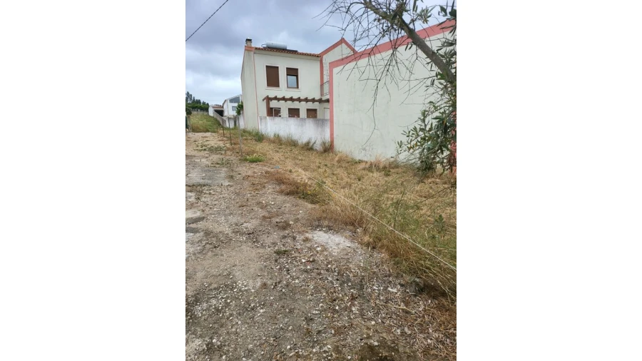 Moradia T2 para Venda em Alenquer (Santo Estêvão e Triana) Foto 5
