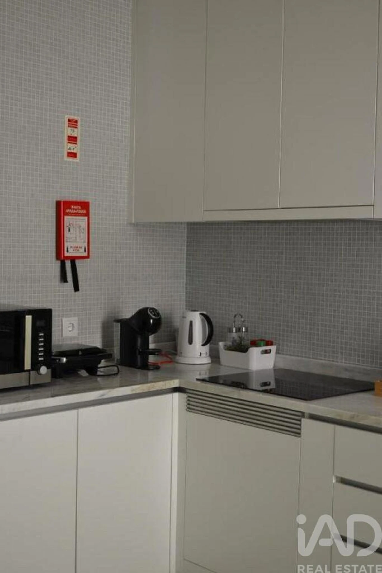 Prédio para Venda em Subportela, Deocriste e Portela Susã Foto 25