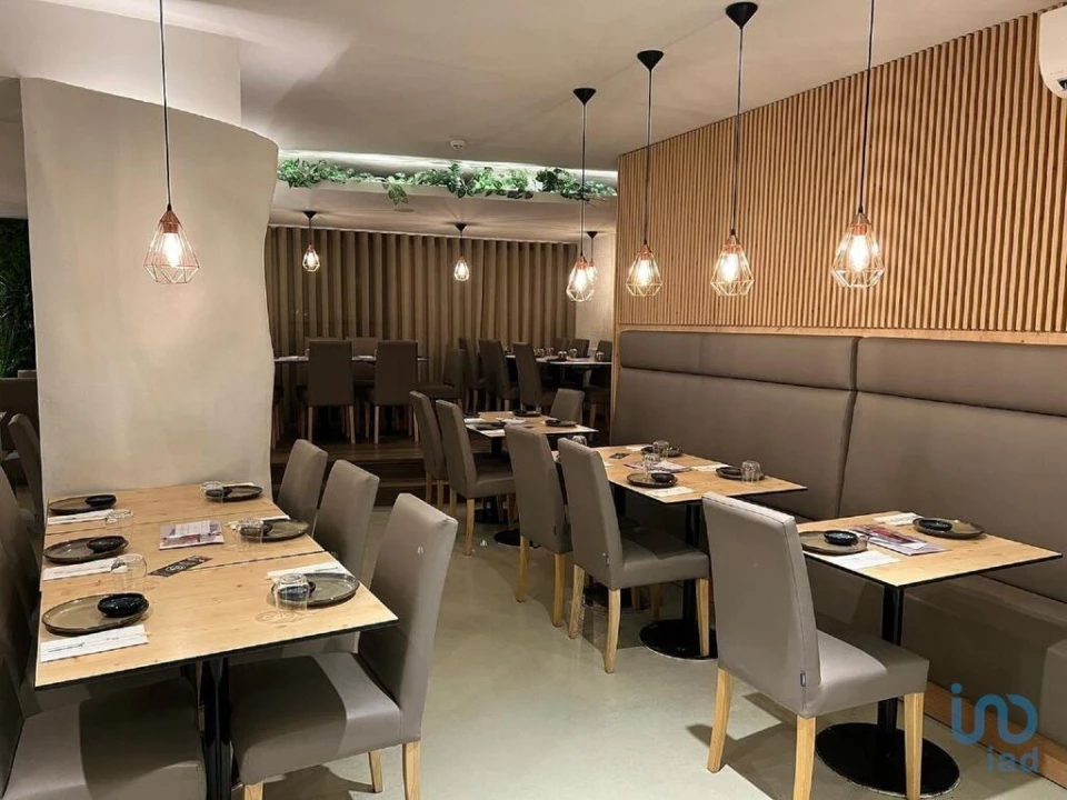 Prédio para Venda em Subportela, Deocriste e Portela Susã Foto 3