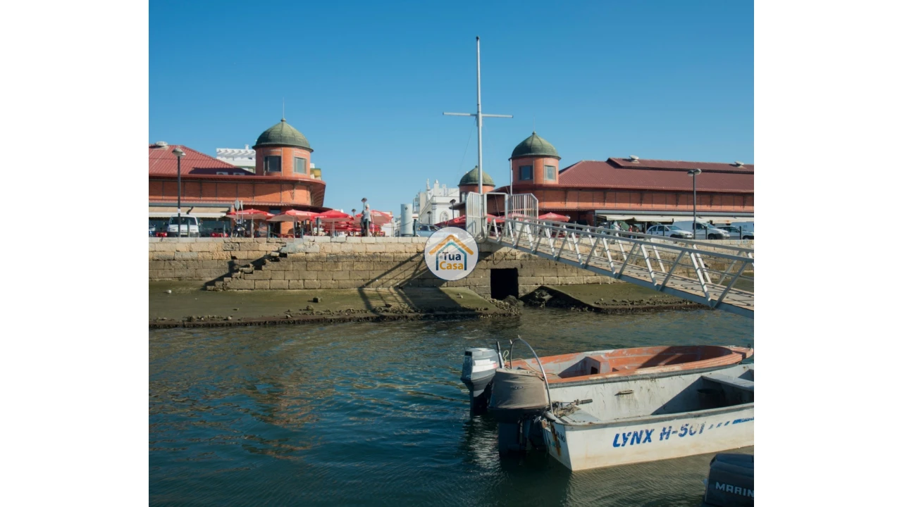 Apartamento T4 para Venda em Olhão Foto 19