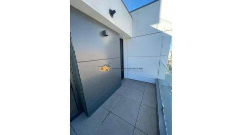 Apartamento T4 para Venda em Aldoar, Foz do Douro e Nevogilde