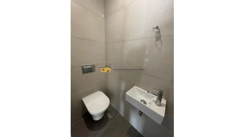 Apartamento T4 para Venda em Aldoar, Foz do Douro e Nevogilde