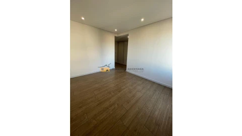 Apartamento T4 para Venda em Aldoar, Foz do Douro e Nevogilde