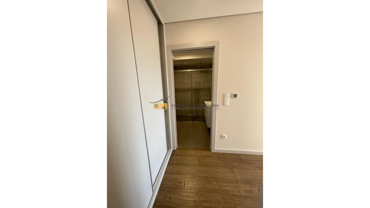 Apartamento T4 para Venda em Aldoar, Foz do Douro e Nevogilde Foto 12
