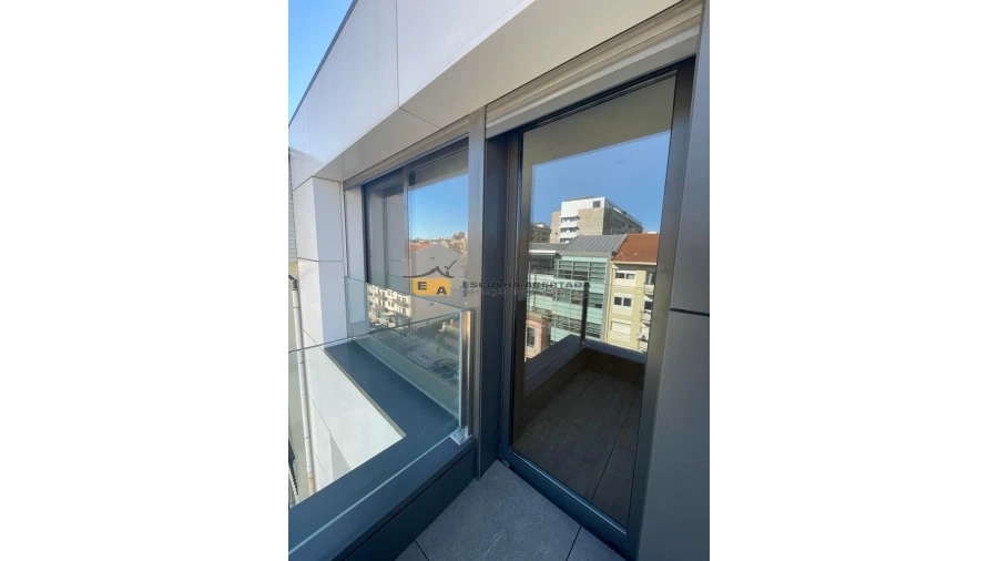 Apartamento T4 para Venda em Aldoar, Foz do Douro e Nevogilde Foto 11