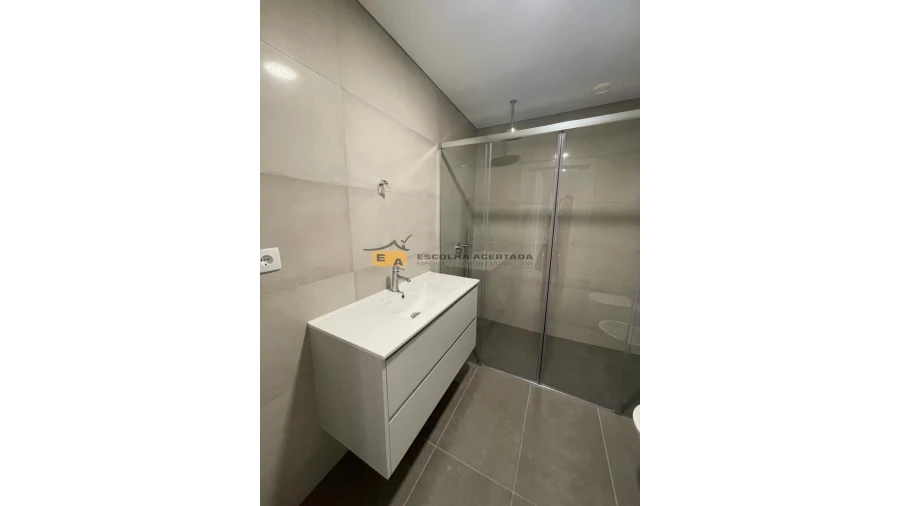 Apartamento T4 para Venda em Aldoar, Foz do Douro e Nevogilde Foto 23